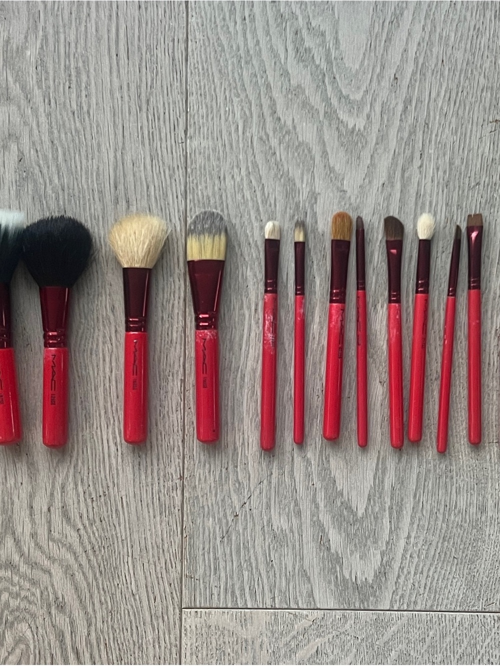 MAC Cosmetics Red 13 Piece Makeup Travel Brush Set